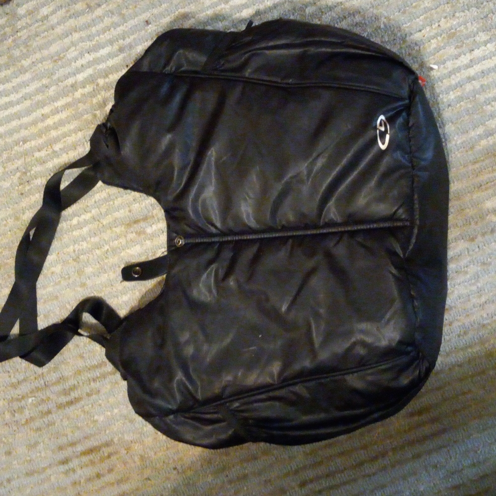 Champion purse